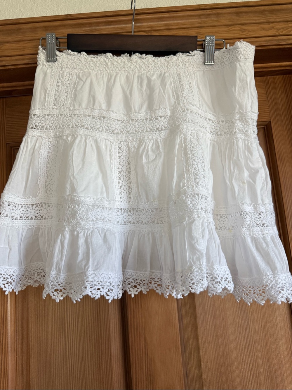Victoria's Secret White Lace Tiered Mini Skirt - Picture 2 of 2